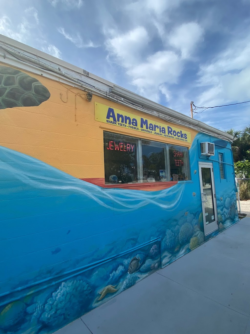 Anna Maria Rocks | Box 148, 9908 Gulf Dr, Anna Maria, FL 34216, USA | Phone: (941) 896-7040