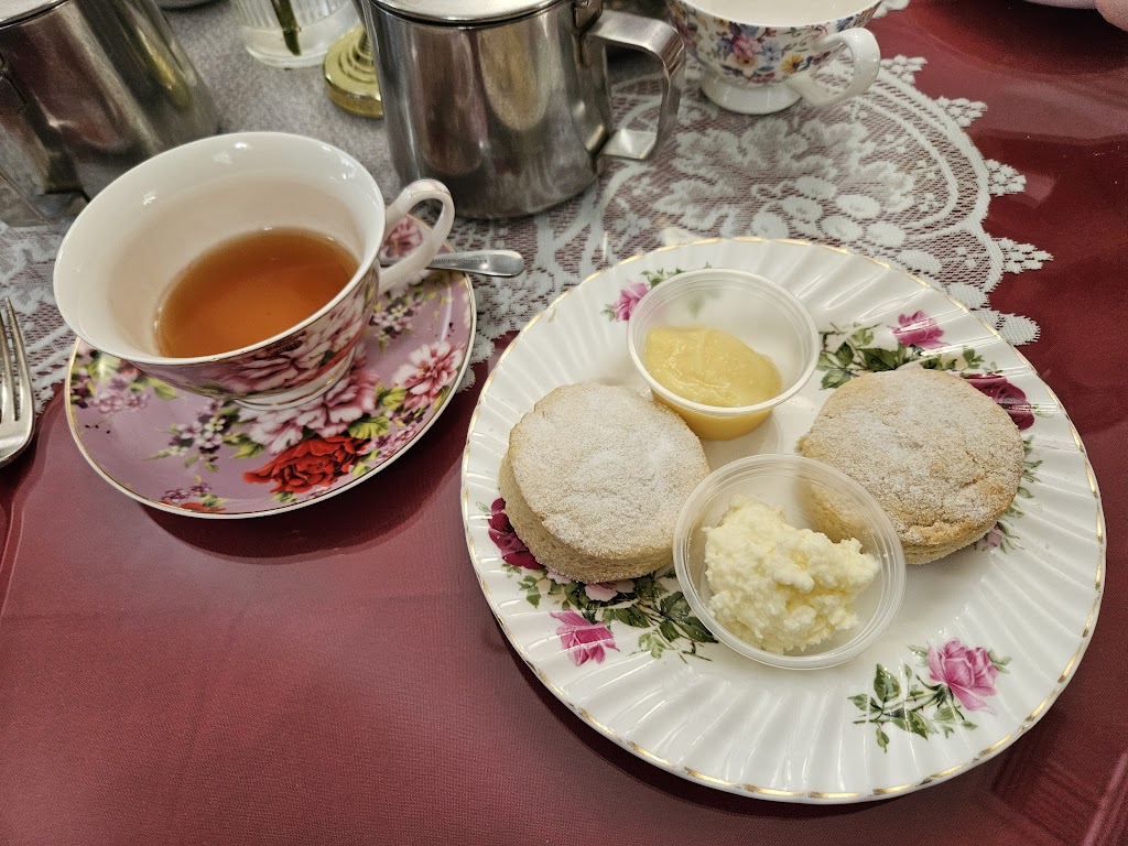 The English Tea Room & Eatery | 734 E Rutland St, Covington, LA 70433, USA | Phone: (985) 898-3988