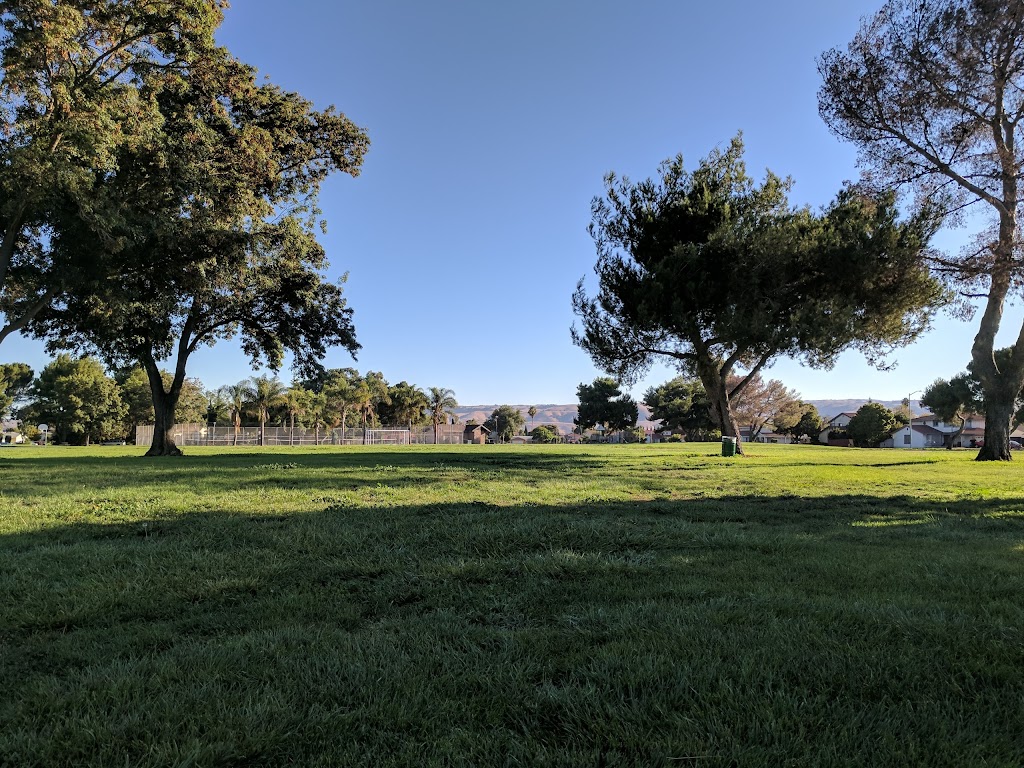 Sylvester P. Harvey Community Park | 3850 Grand Lake Dr, Fremont, CA 94555, USA | Phone: (510) 494-4300