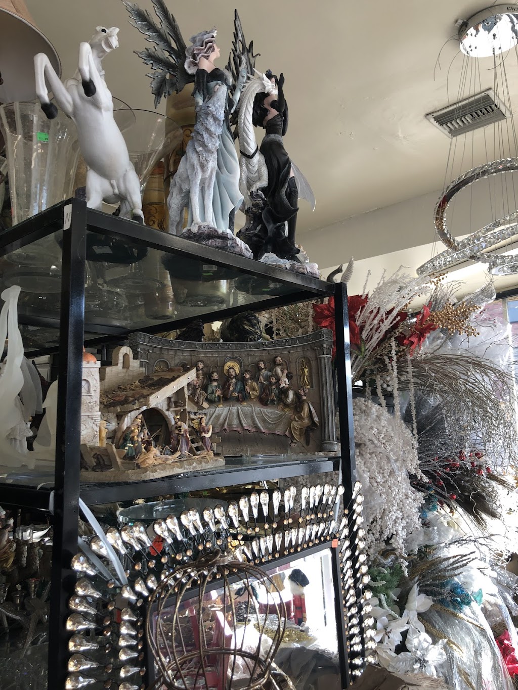 Monicas Treasures | 17048 Chatsworth St, Granada Hills, CA 91344, USA | Phone: (818) 765-6533