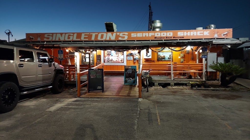 Singletons Seafood Shack | 4728 Ocean St, Jacksonville, FL 32233, USA | Phone: (904) 246-4442