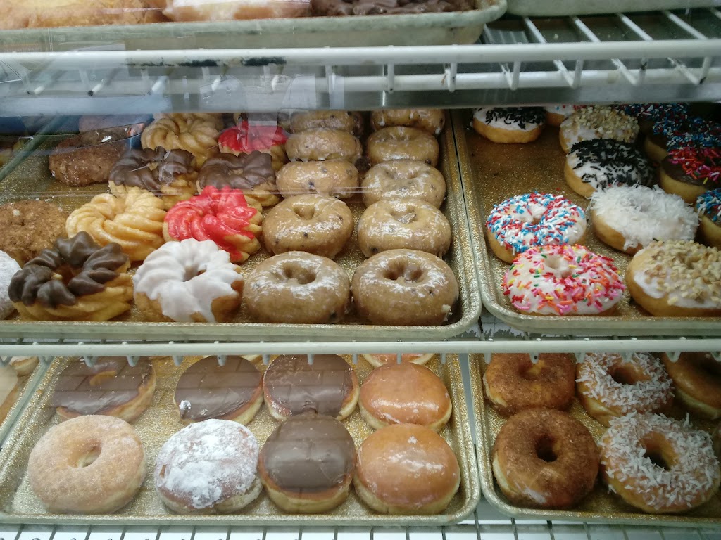 K Ds Donut Shop | 12387 Valley View St, Garden Grove, CA 92845, USA | Phone: (714) 892-8095