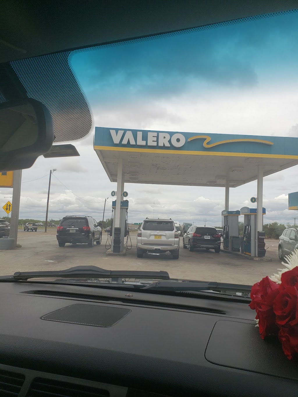 Valero | 103344, I-37, Pleasanton, TX 78064, USA | Phone: (210) 345-2000