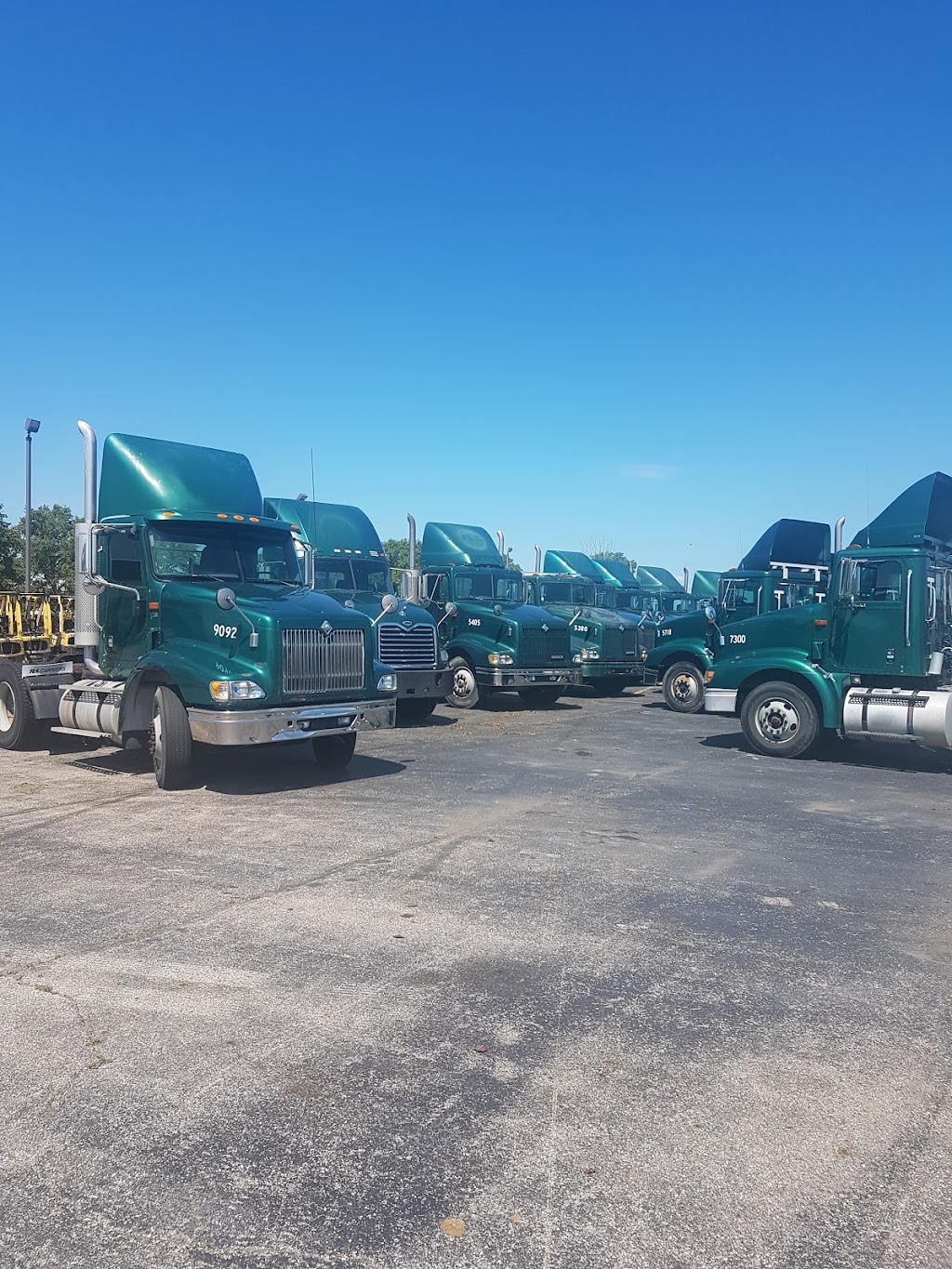 Roberts Truck Sales | 600 Gillam Rd, Wilmington, OH 45177, USA | Phone: (937) 383-7775