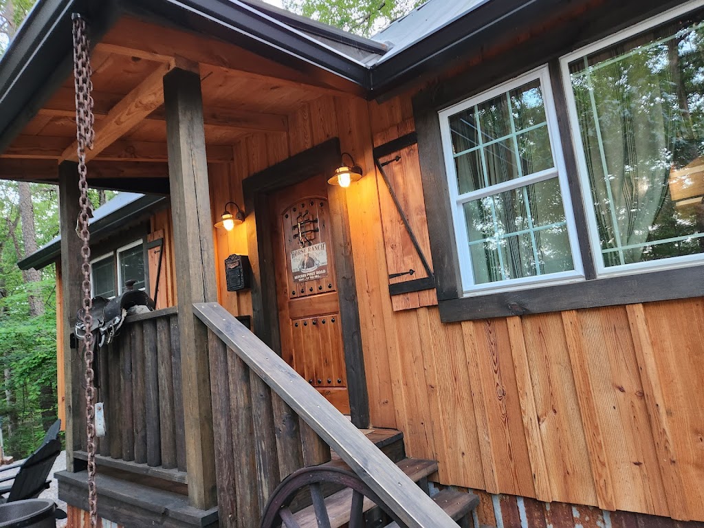 The Treehouse Vacation Cabin | 3 Miles West of Smithville, Texas, 750 Hwy FM 2571, 750 FM2571, Smithville, TX 78957, USA | Phone: (512) 360-3866