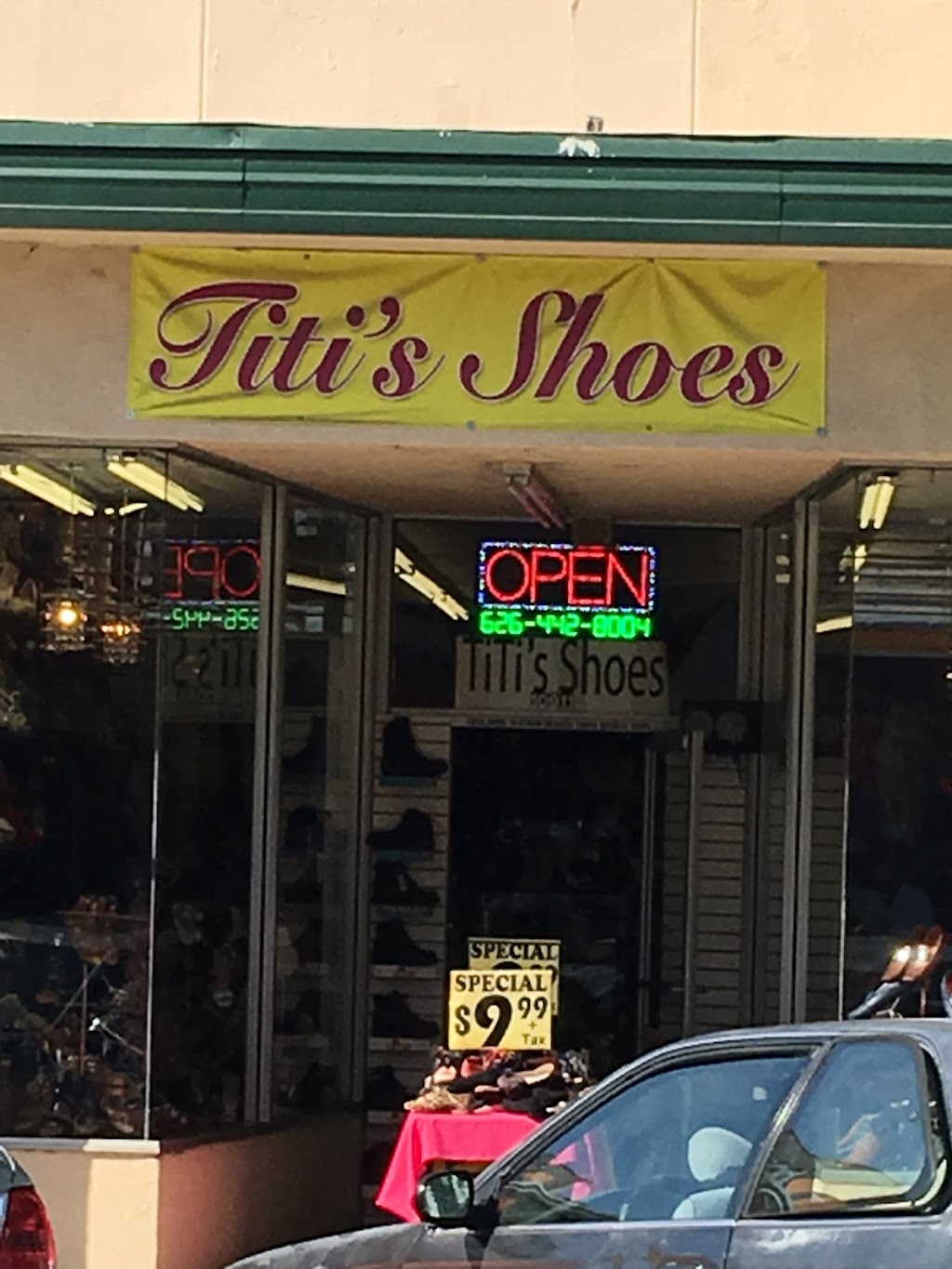 Titis Shoes | 10911 Main St, El Monte, CA 91731, USA | Phone: (626) 442-8004