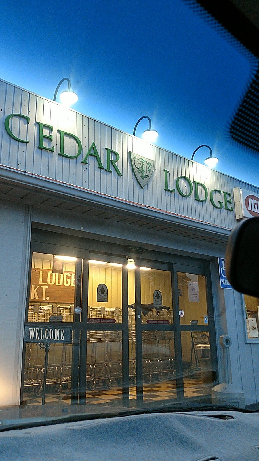 Cedar Lodge Market | 237 Cedar Lodge Rd, Thomasville, NC 27360, USA | Phone: (336) 476-6722