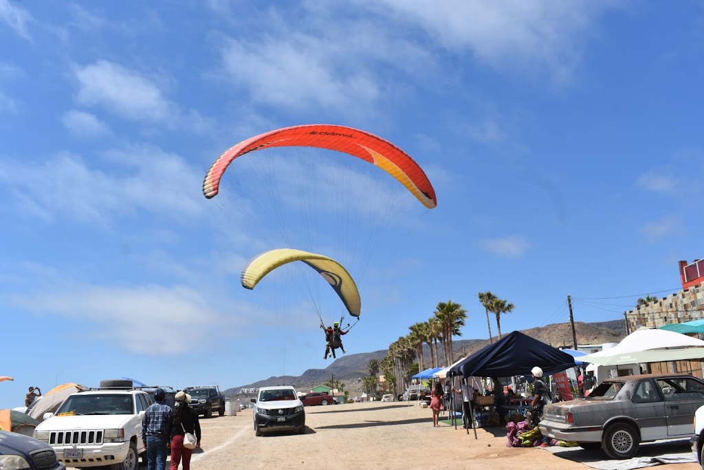 Parapente Baja California | Calle Tomas Santana S/N km 59 carretera libre Tijuana Ensenada, 22746 Rosarito, B.C., Mexico | Phone: 646 345 0832