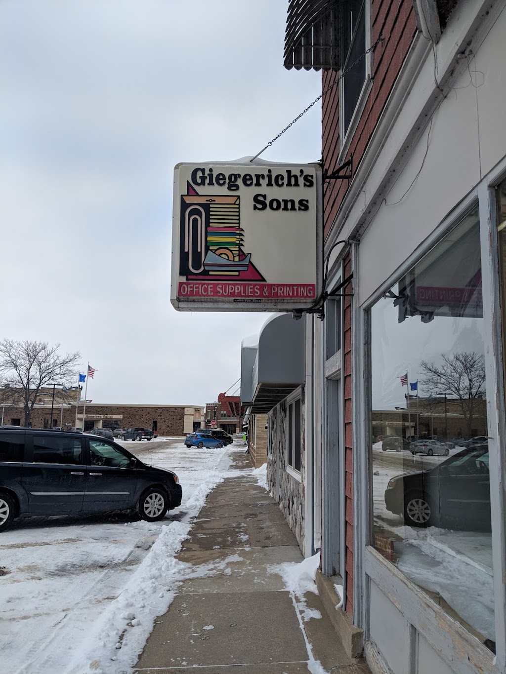 Giegerichs Sons Office Supplies | 514 Park Ave, Prairie Du Sac, WI 53578, USA | Phone: (608) 643-6711