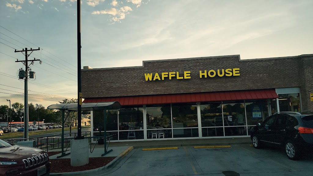 Waffle House | 10910 Woodland Beaver Rd, Charlotte, NC 28215, USA | Phone: (704) 712-8055