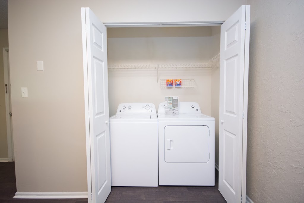 Delta Crossing Apartments | 6000 Delta Crossing Ln, Charlotte, NC 28212, USA | Phone: (704) 486-1415