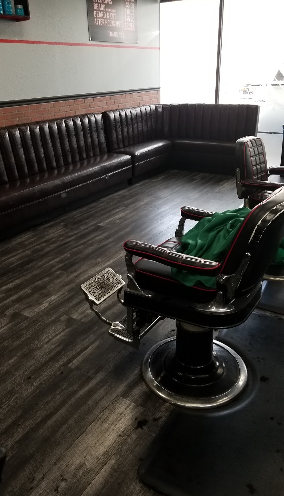 JQs Barber Shop | 1240 E Florence Ave, Los Angeles, CA 90001, USA | Phone: (323) 384-6740