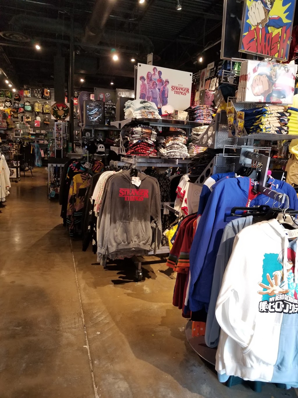 Hot Topic | 5115 Factory Shops Blvd RM 915, Ellenton, FL 34222 | Phone: (941) 722-8138