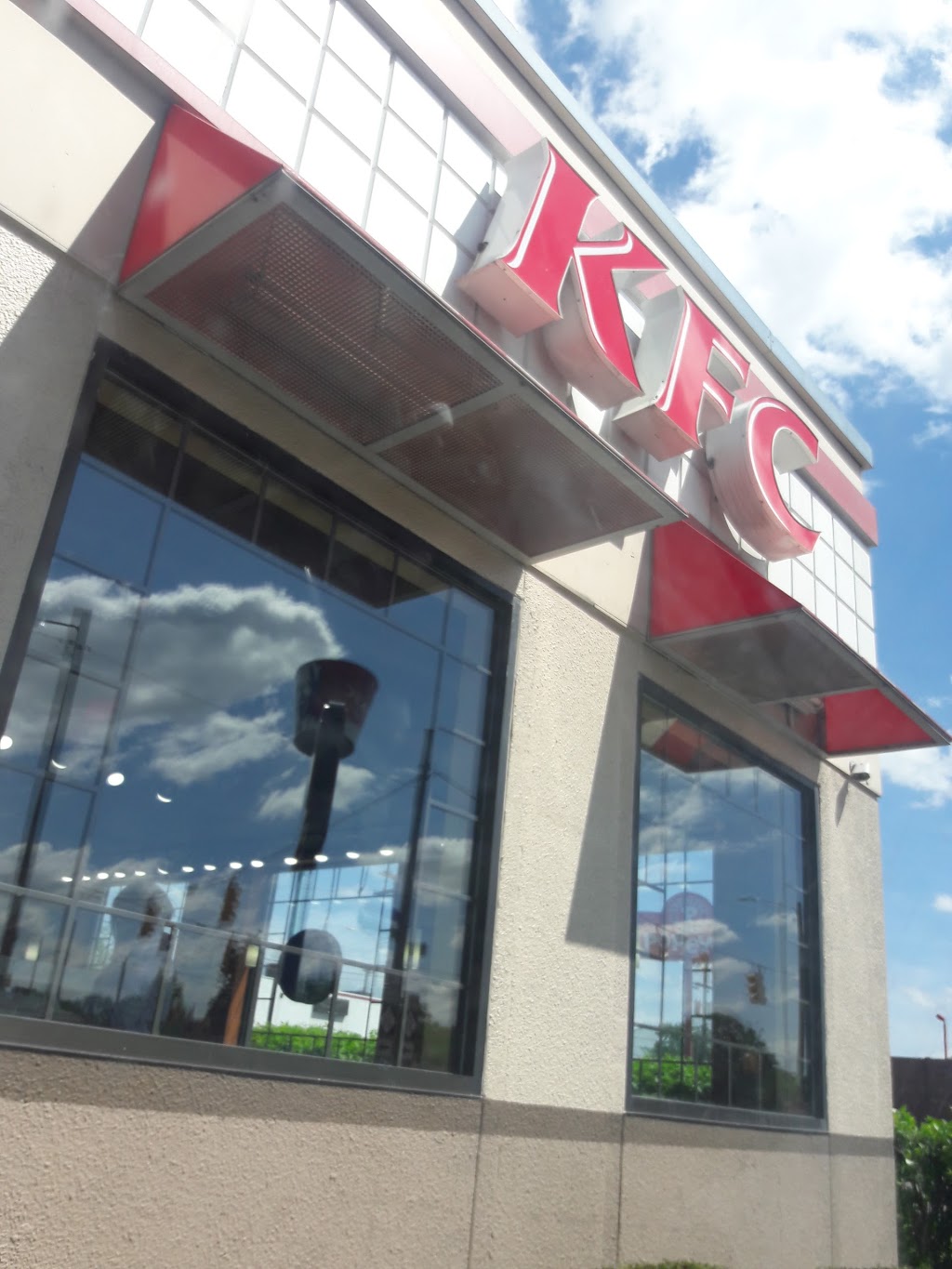 KFC | 17750 Fenkell Ave, Detroit, MI 48227, USA | Phone: (313) 835-6712