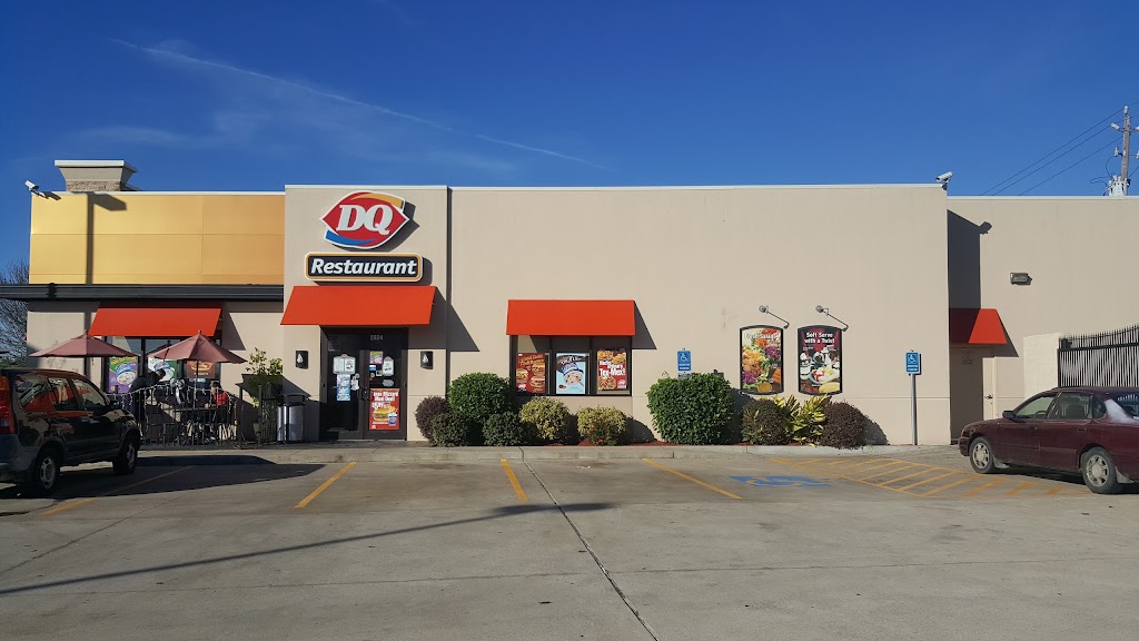 Dairy Queen | 2818 N Main St, Baytown, TX 77521, USA | Phone: (281) 420-3531