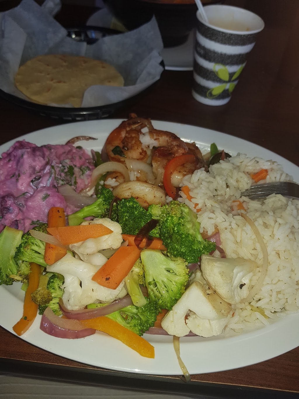 Dorados’s Seafood | 12210 Veirs Mill Rd, Silver Spring, MD 20906, USA | Phone: (240) 669-6351