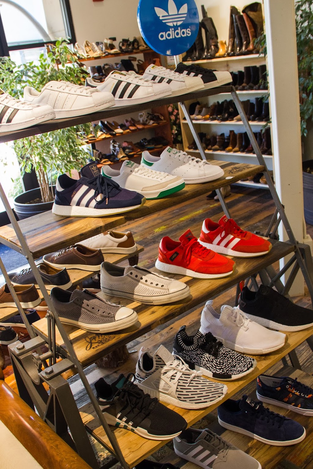 On The EDGE Blackhawk | 3408 Blackhawk Plaza Cir, Danville, CA 94506, USA | Phone: (925) 309-4708