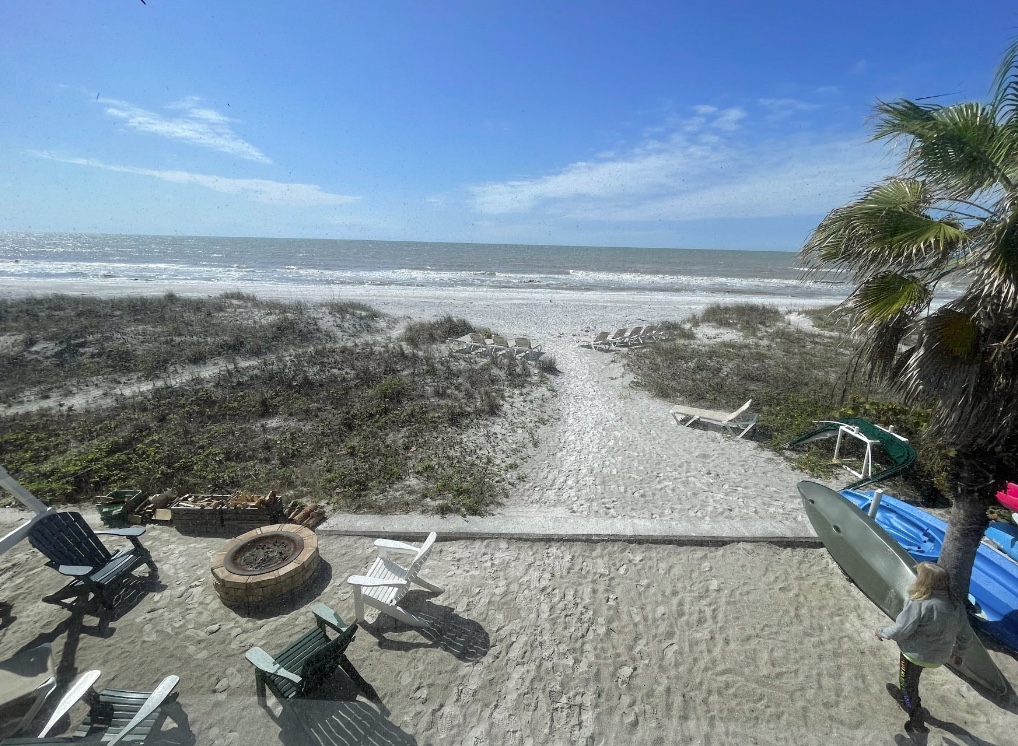 Sand Glo Villas | 19316 Gulf Blvd, Indian Shores, FL 33785, USA | Phone: (727) 320-9720