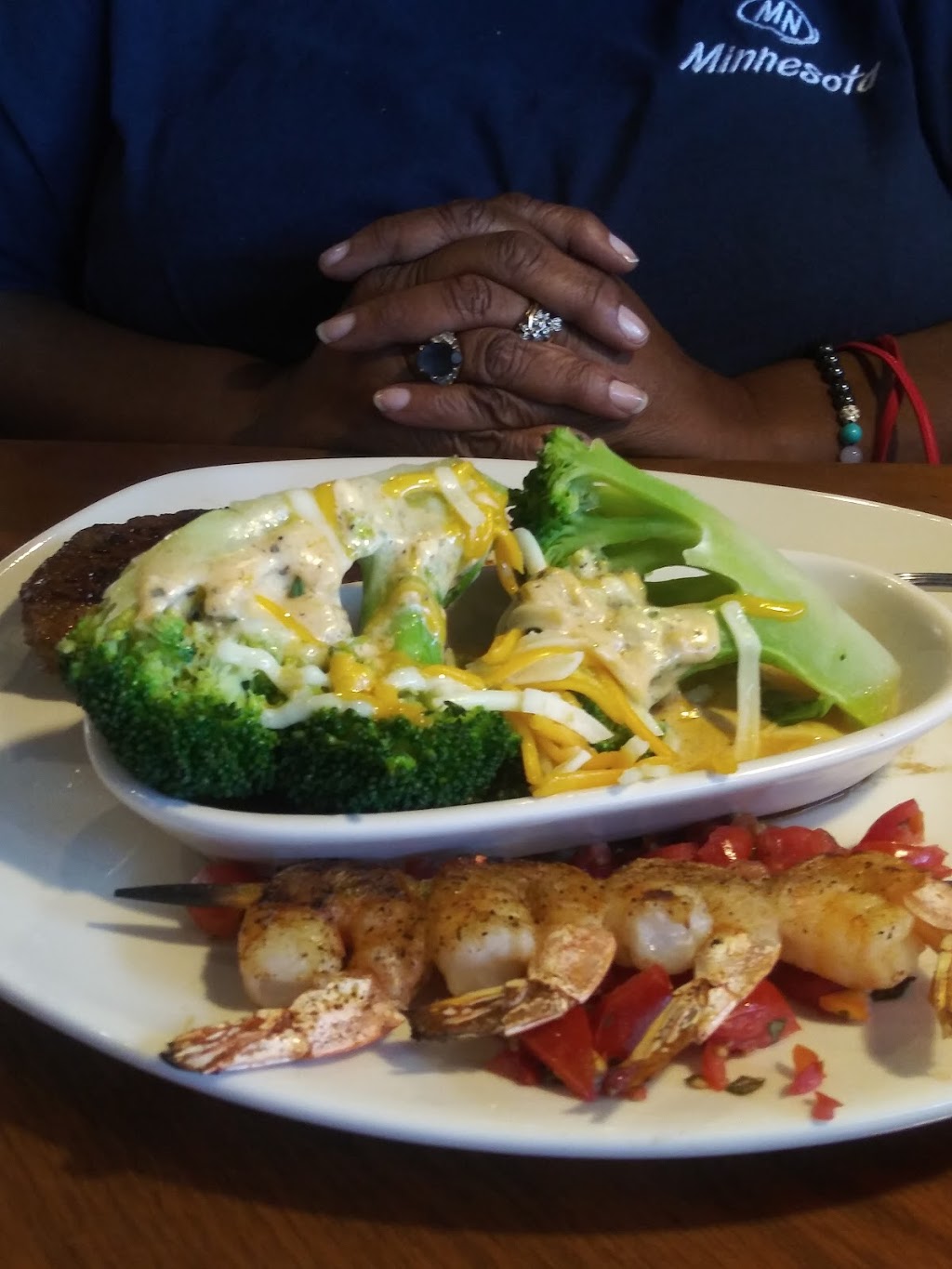 Outback Steakhouse | 9623 E Independence Blvd, Matthews, NC 28105, USA | Phone: (704) 845-2222