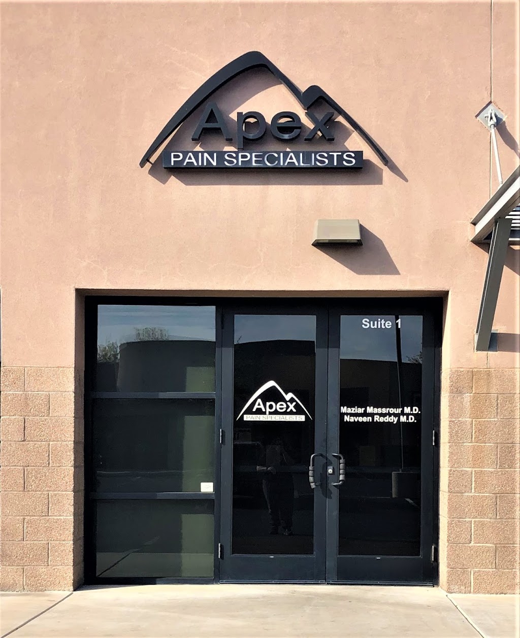 Apex Pain Specialists: Spine, Sports & Pain Management | 2705 S Alma School Rd #1, Chandler, AZ 85286, USA | Phone: (480) 820-7246