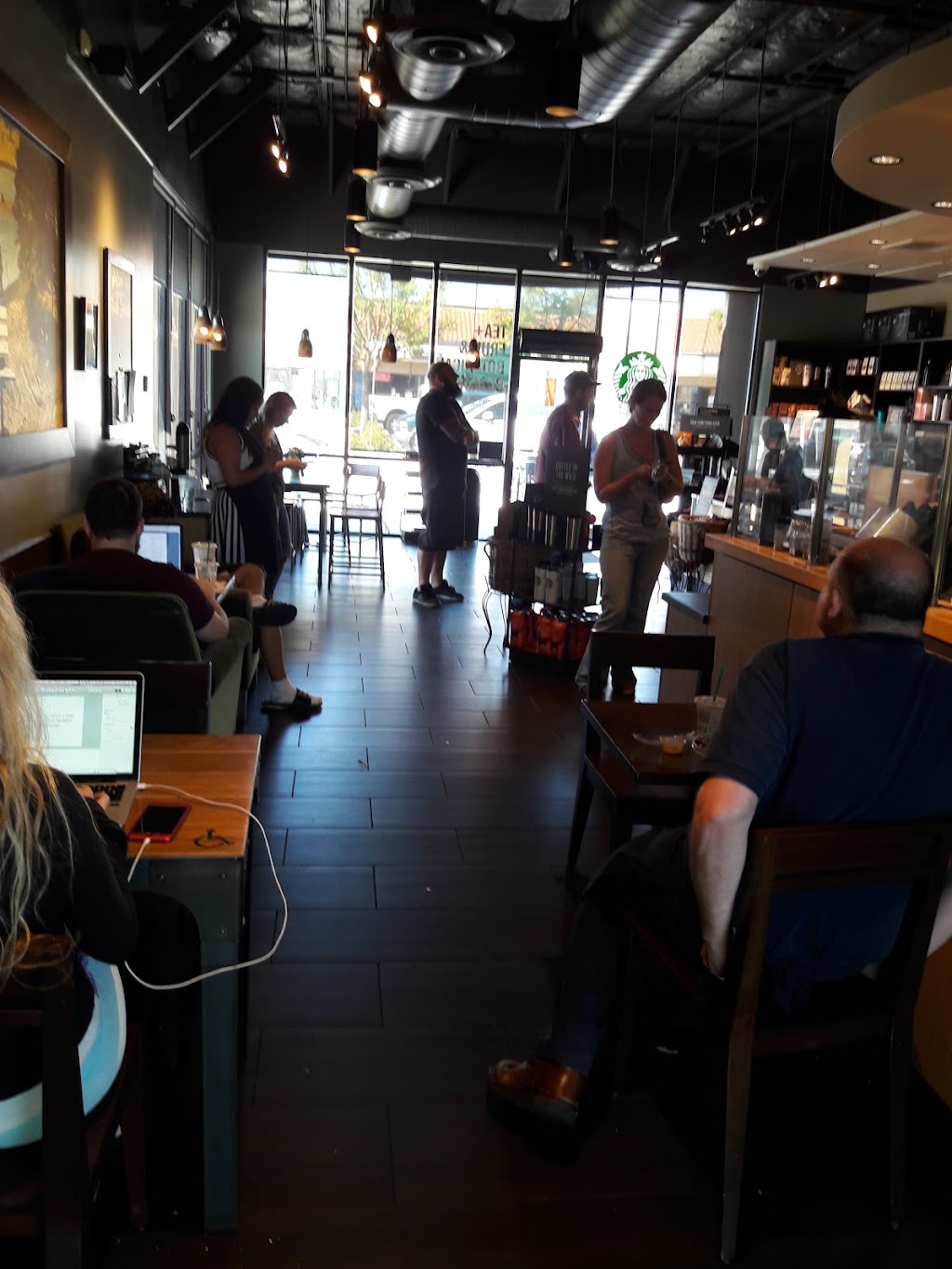 Starbucks | 280 E Via Rancho Pkwy, Escondido, CA 92025, USA | Phone: (760) 702-9019