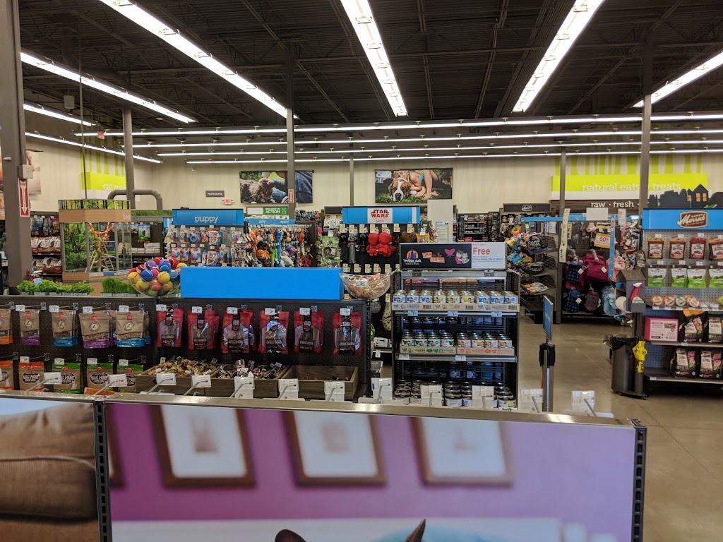 Petco | 95 Flowers Commerce Dr, Clayton, NC 27527, USA | Phone: (919) 243-6262