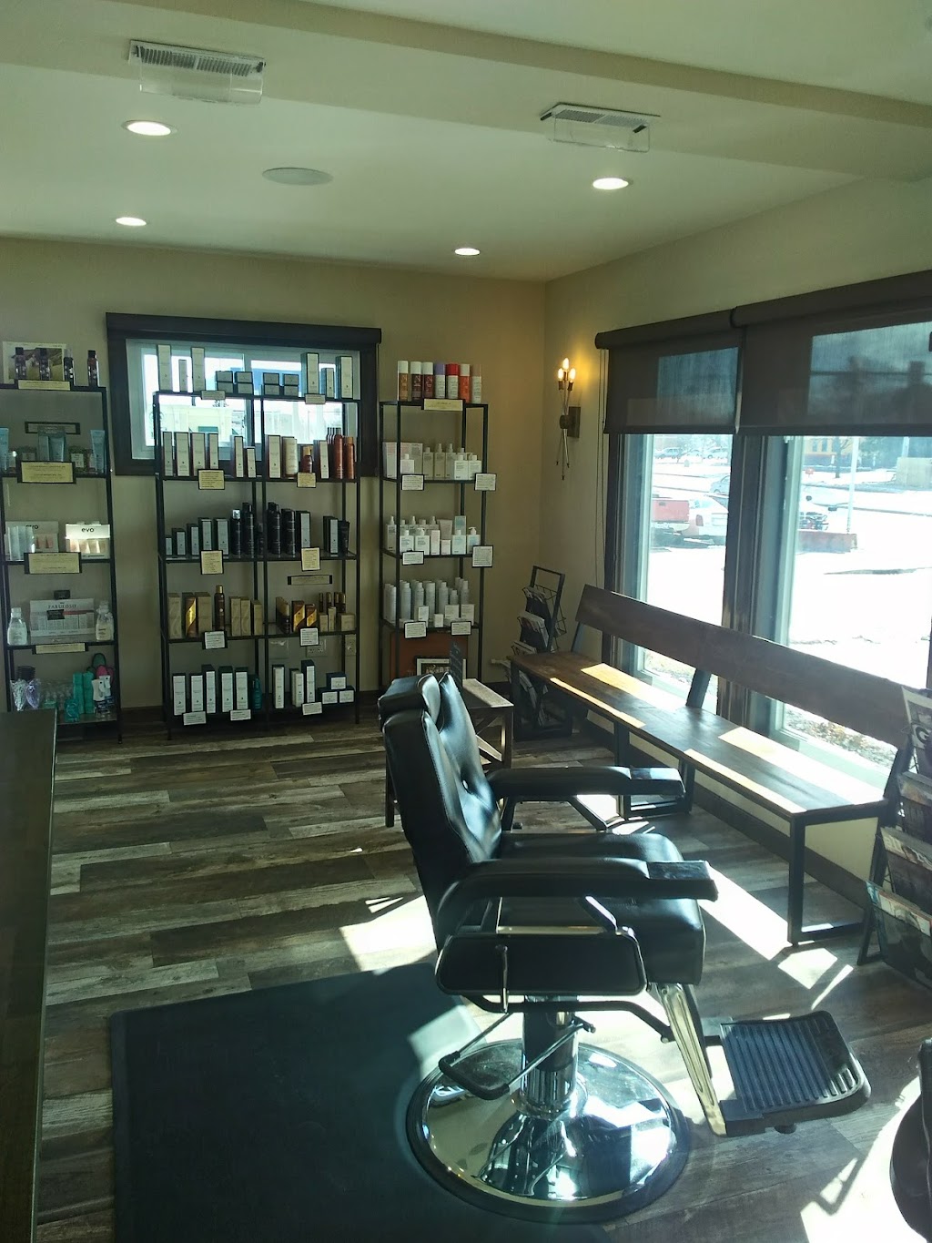 Charlie Johns Hair Parlor | 7426 40th Ave, Kenosha, WI 53142, USA | Phone: (262) 764-7897