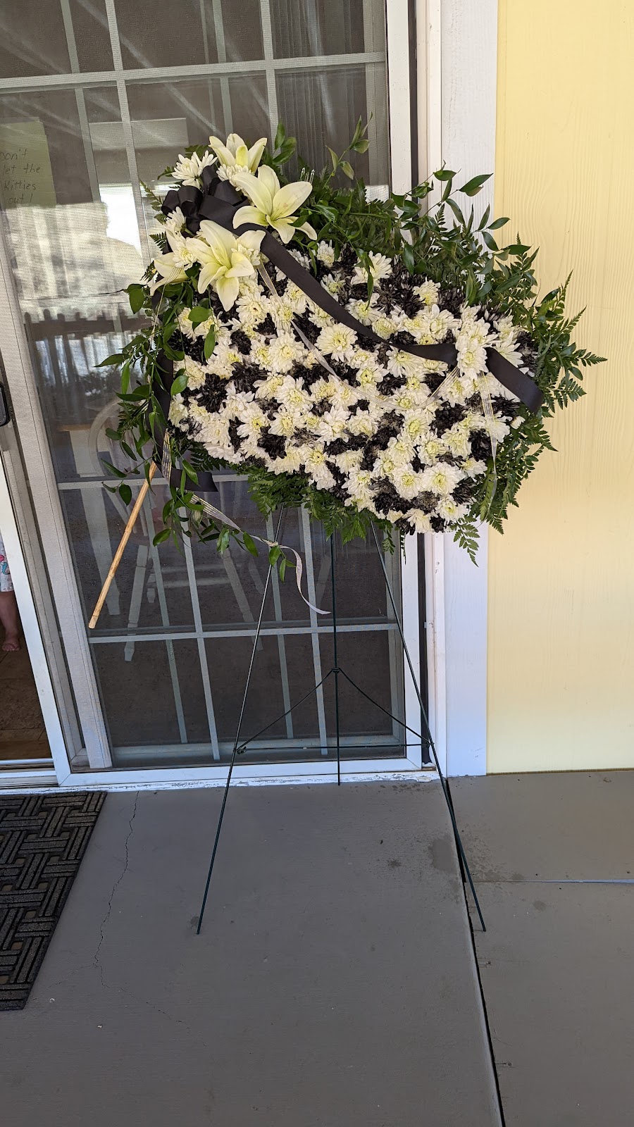 Dianas Flowers | 14156 Amargosa Rd, Victorville, CA 92392, USA | Phone: (760) 843-1111
