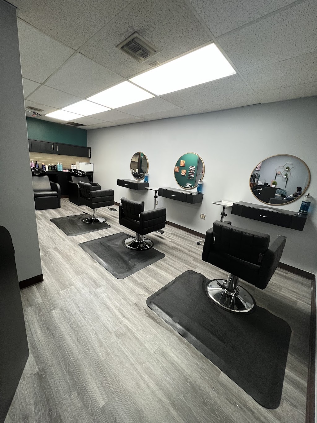 Shear Bella Hair Design | 3 Main St # D, Blackstone, MA 01504, USA | Phone: (774) 287-8368