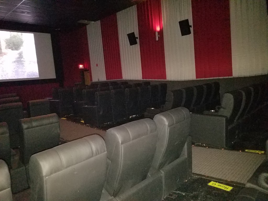 Hickory Ridge Cinema | 1055 Pearl Rd, Brunswick, OH 44212, USA | Phone: (330) 220-0110