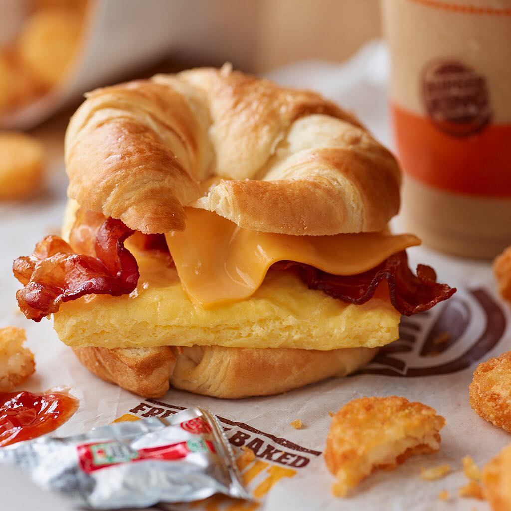 Burger King | 5979 Belleville Crossing St, Belleville, IL 62226, USA | Phone: (618) 235-2240