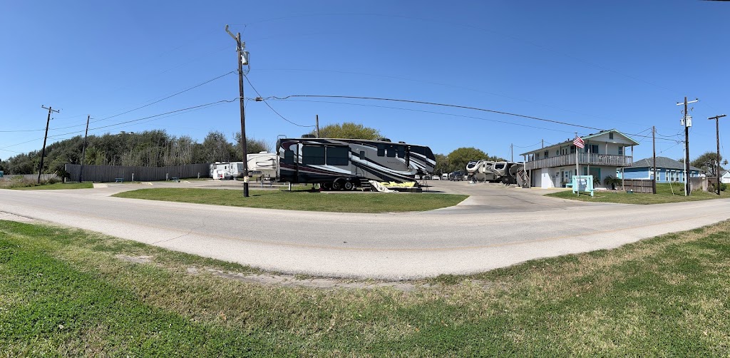 Blue Lagoons RV Resort | 717 N Fulton Beach Rd, Rockport, TX 78382 | Phone: (361) 729-1100