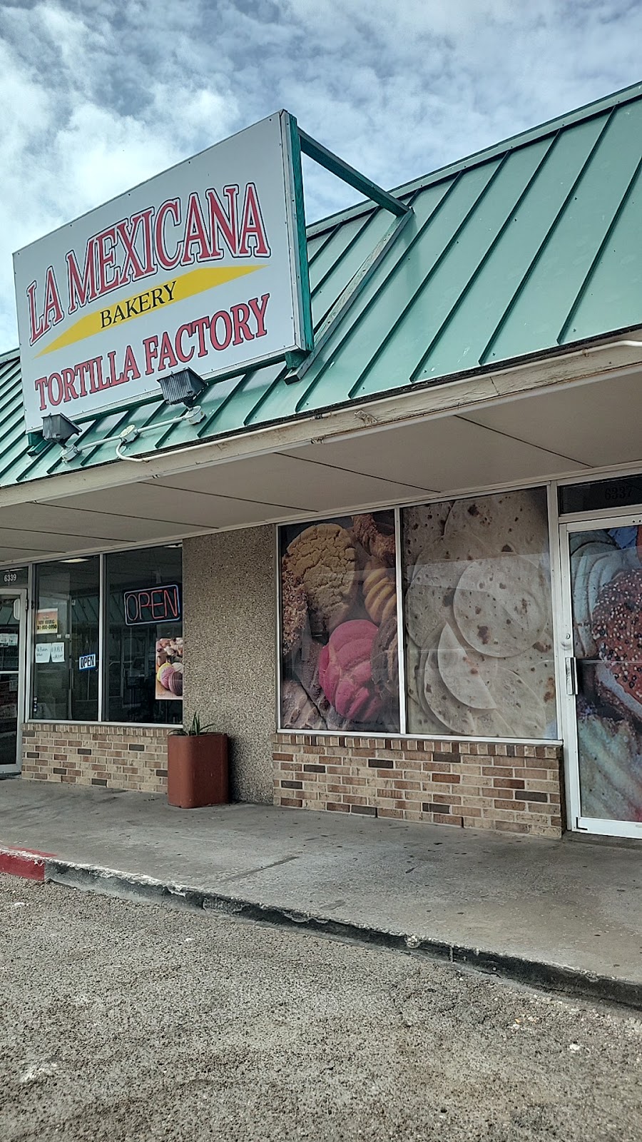 La Mexicana Bakery and Tortilla Factory | 6337 S Padre Island Dr, Corpus Christi, TX 78412, USA | Phone: (361) 980-0950 La Mexicana Bakery and Tortilla Factory | 6337 S Padre Island Dr, Corpus Christi, TX 78412, USA | Phone: (361) 980-0950