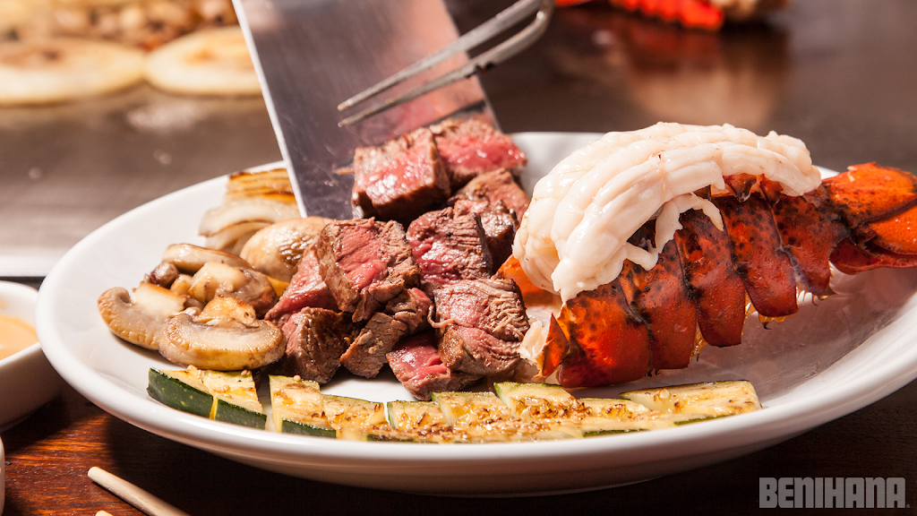 Benihana | 1200 E Higgins Rd, Schaumburg, IL 60173, USA | Phone: (847) 995-8201