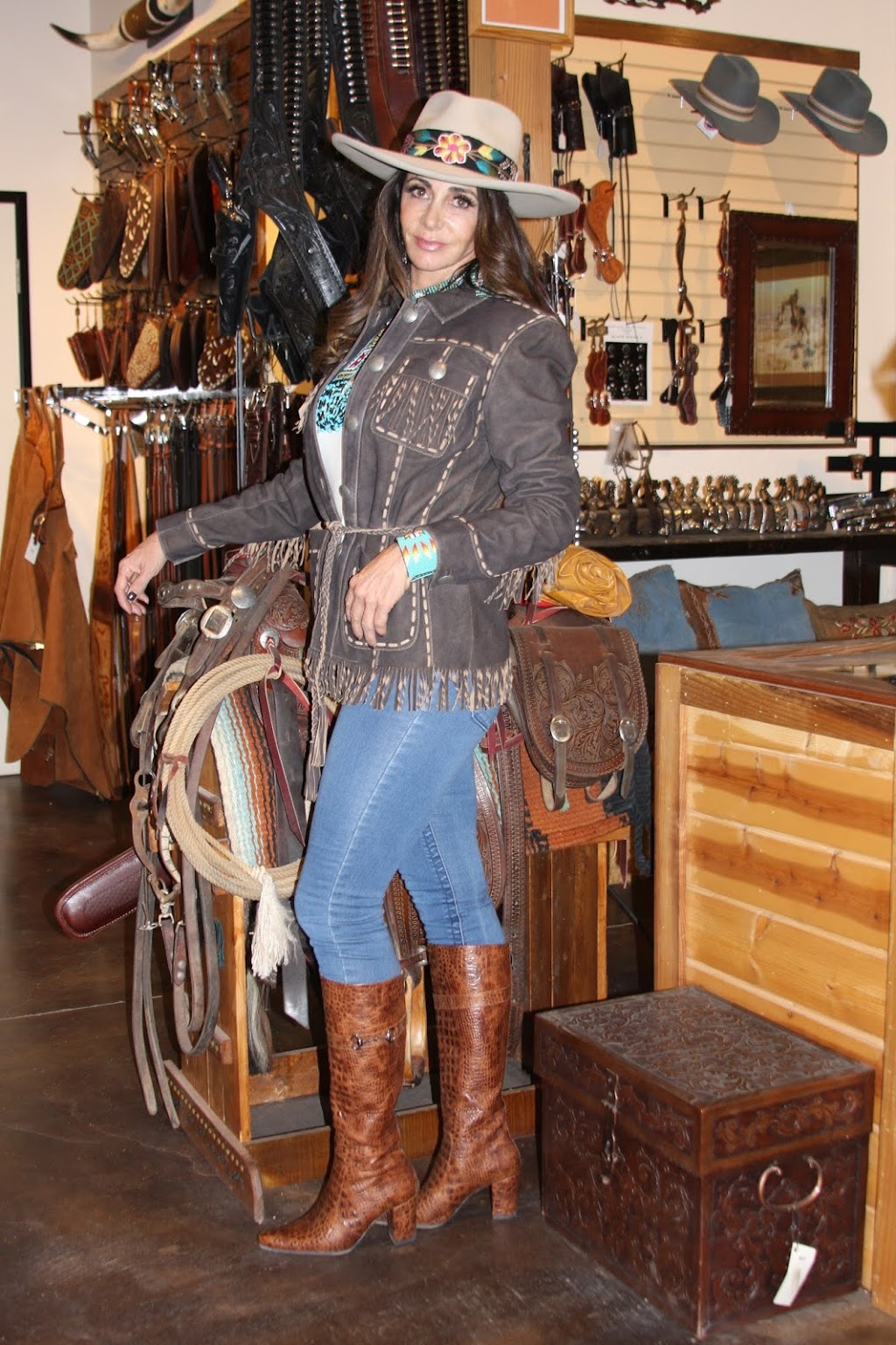 Cave Creek Cowboy Co | 6811 E Cave Creek Rd, Cave Creek, AZ 85331 | Phone: (480) 575-3130