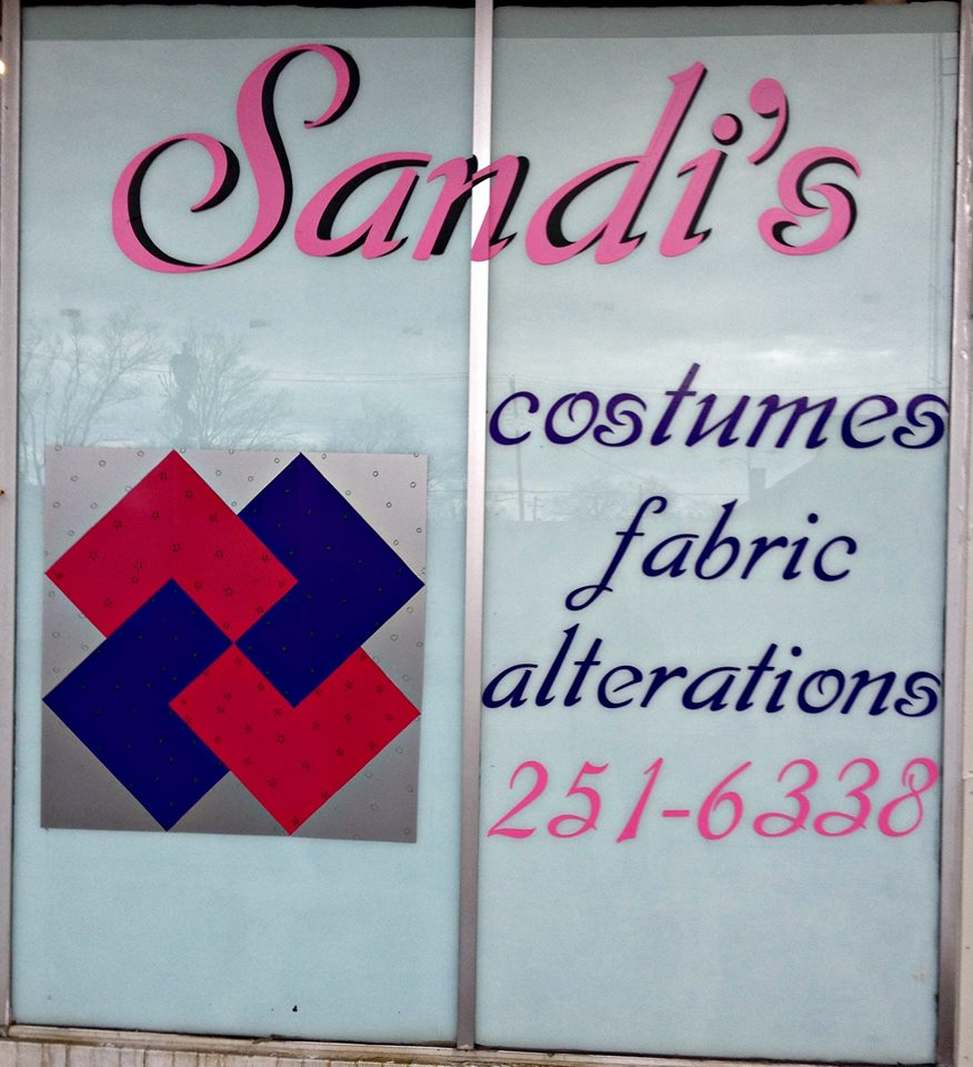 Sandis Costumes & Alterations | 136 E St Louis Ave, East Alton, IL 62024, USA | Phone: (618) 251-6338