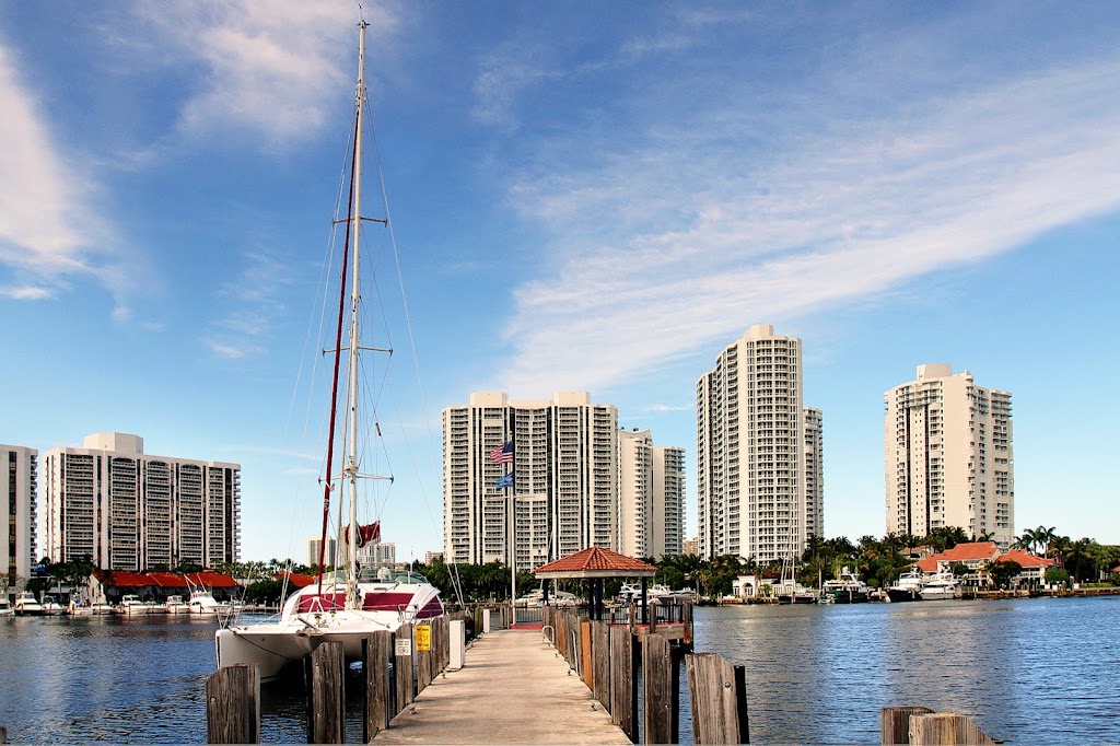 Suntex Marina at Aventura | 3601 NE 207th St, Miami, FL 33180, USA | Phone: (954) 457-8557