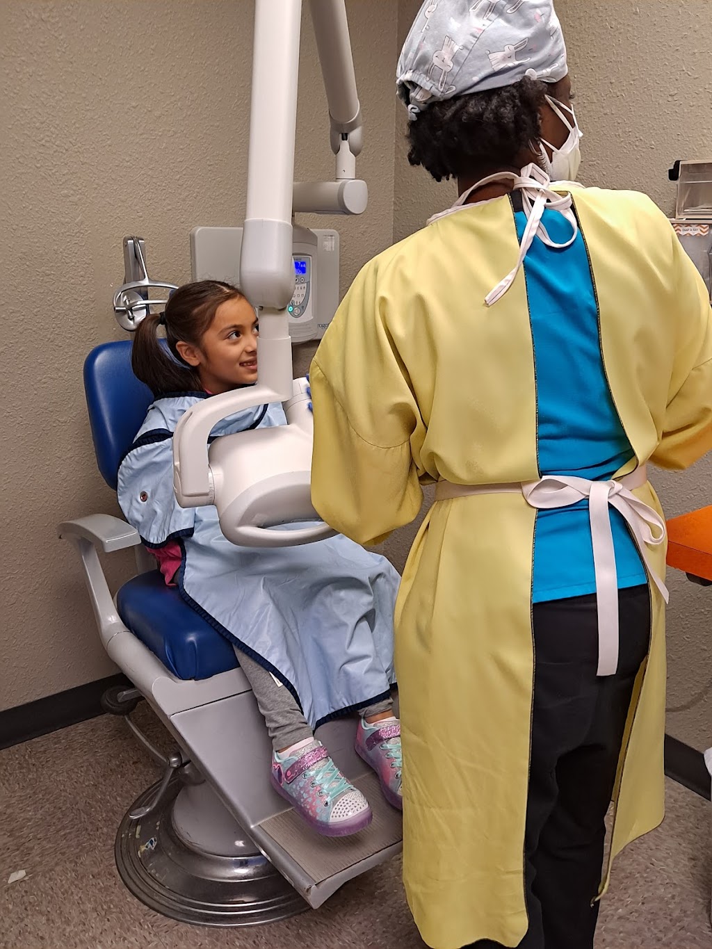 Lewisville Kids Dentistry | 501 S Stemmons Fwy, Lewisville, TX 75067, USA | Phone: (972) 436-9121