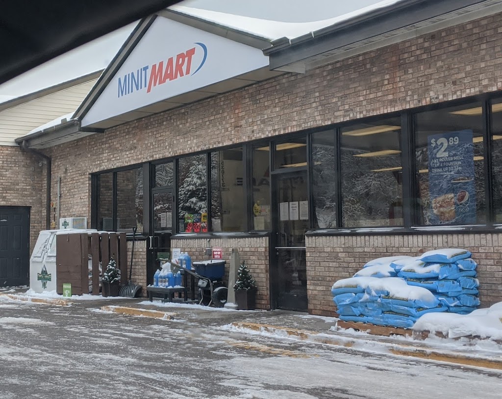 Minit Mart | 201 Willow Lane Rd, Osceola, WI 54020, USA | Phone: (715) 294-4192