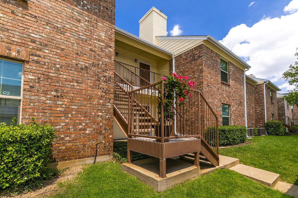 Marsh Highland Apartments | 2535 Marsh Ln, Carrollton, TX 75006, USA | Phone: (972) 810-3566