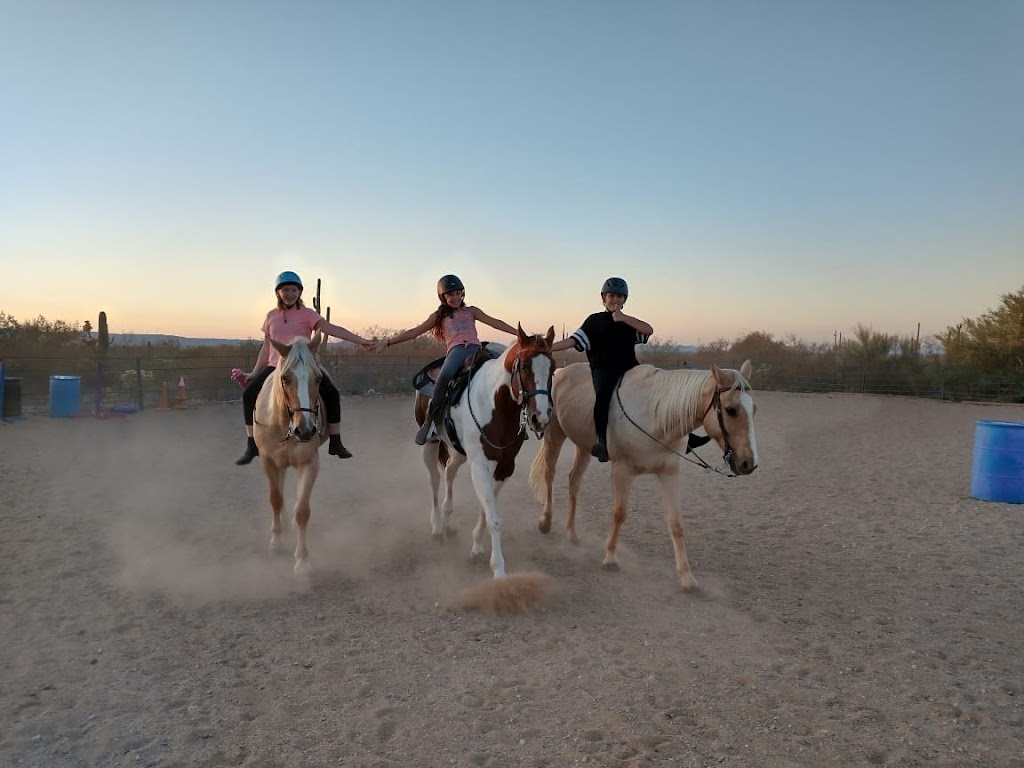 Its A Cinch Horsemanship, LLC | Mailing Address Only, Please Call for Directions, 815 W Via Rancho Sahuarita #1654, Sahuarita, AZ 85629, USA | Phone: (520) 762-1096