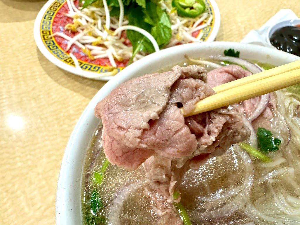 Phở Băng Restaurant | 3565 W Walnut St A, Garland, TX 75042, USA | Phone: (972) 487-6666