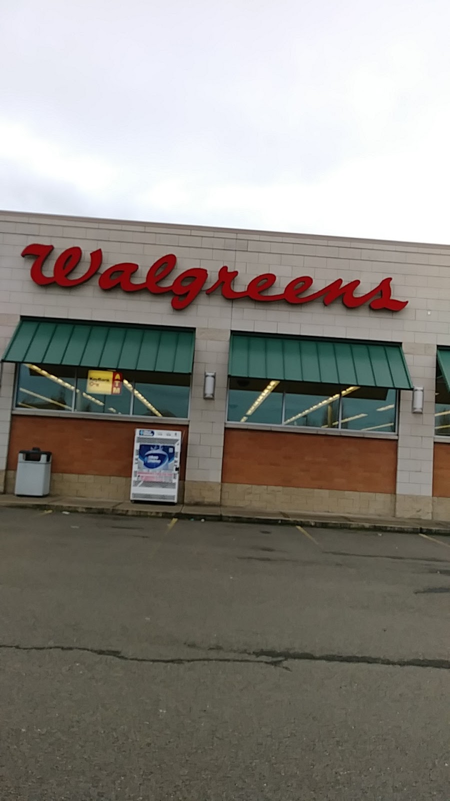 Walgreens | 1080 SW 1st Ave, Canby, OR 97013, USA | Phone: (503) 263-1600