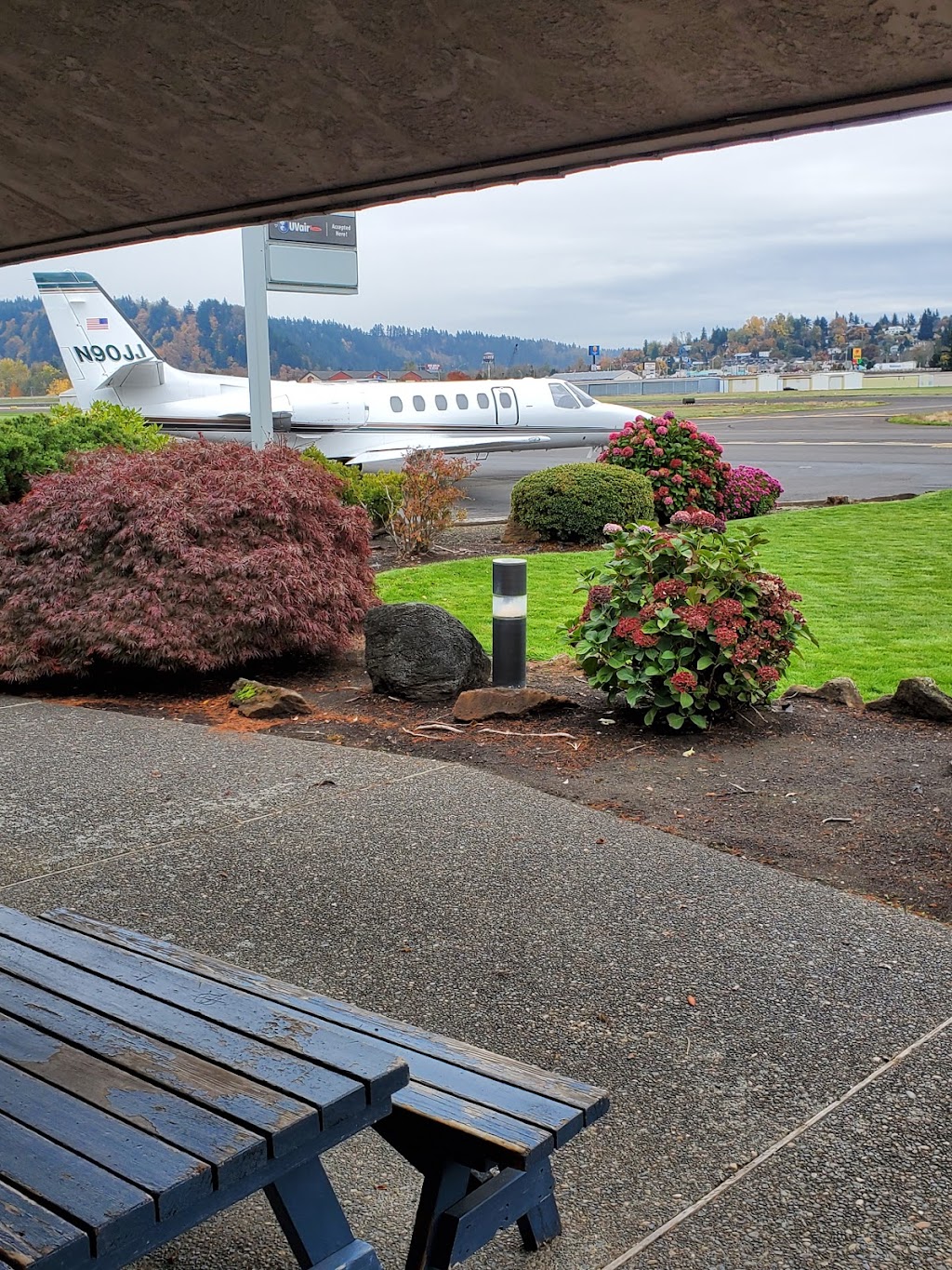 Gorge Winds Aviation Inc | 920 NW Perimeter Way, Troutdale, OR 97060, USA | Phone: (503) 661-1044