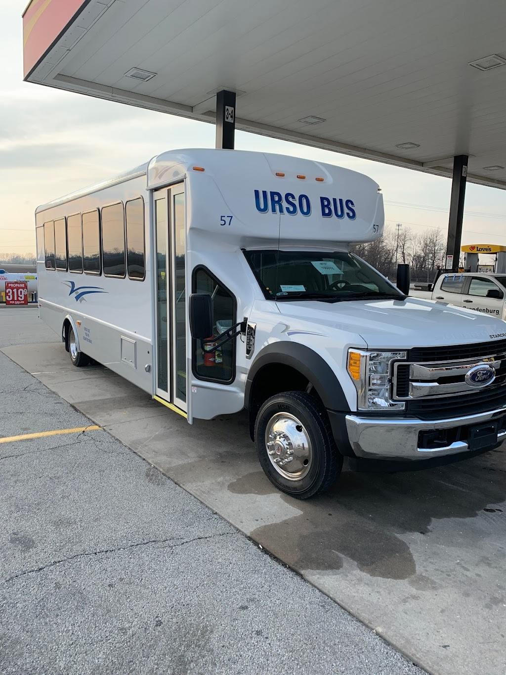 Urso Bus LLC | 963 William Flinn Hwy, Glenshaw, PA 15116, USA | Phone: (412) 821-8776