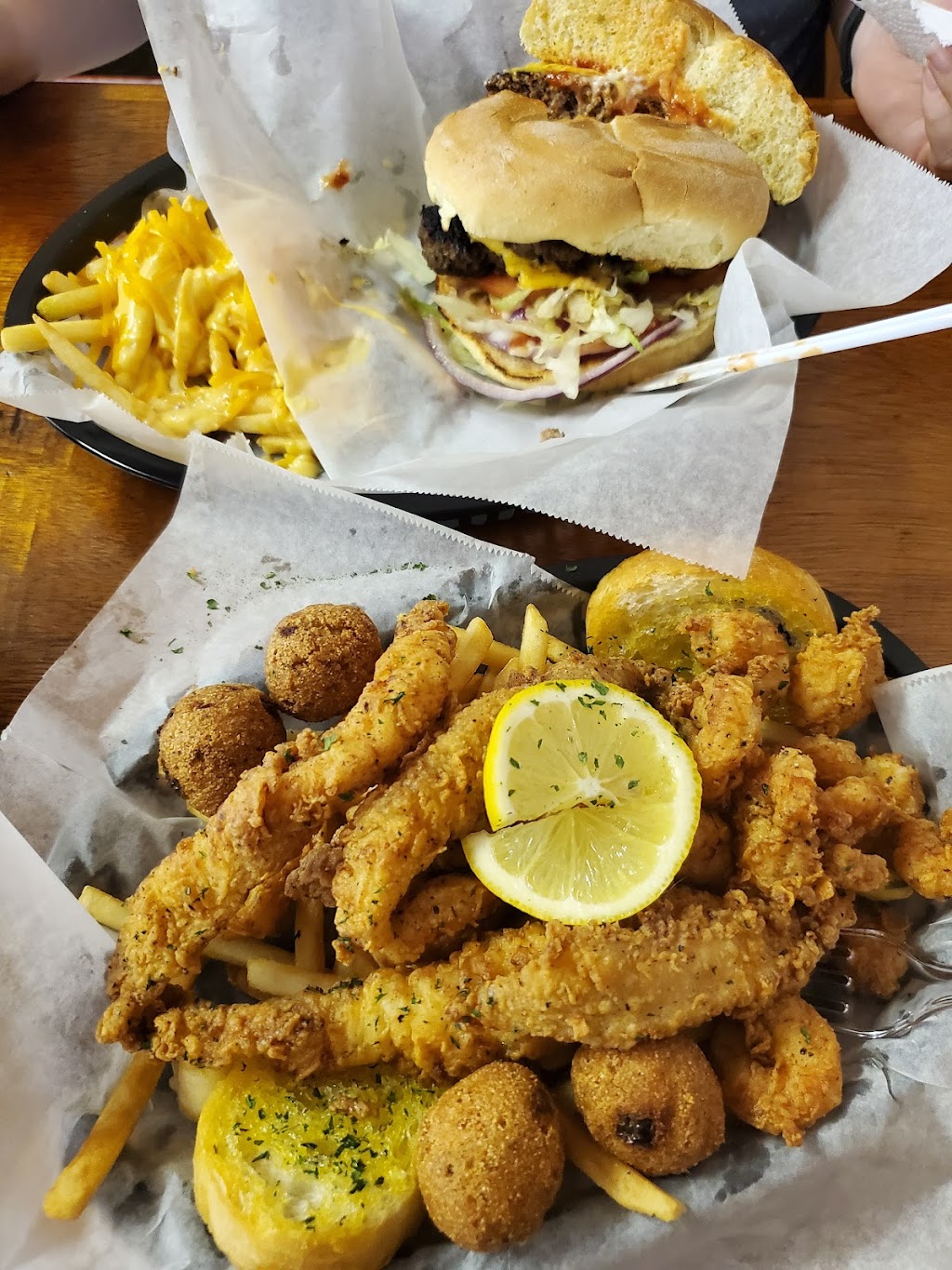 Dockside | 6061 Texas Flat Rd, Kiln, MS 39556, USA | Phone: (228) 344-3247