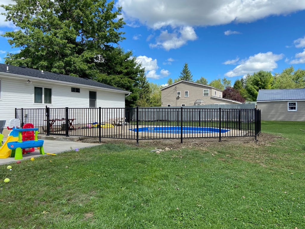 Expert Fence Co | 2889 Southwestern Blvd, Orchard Park, NY 14127 | Phone: (716) 675-7737