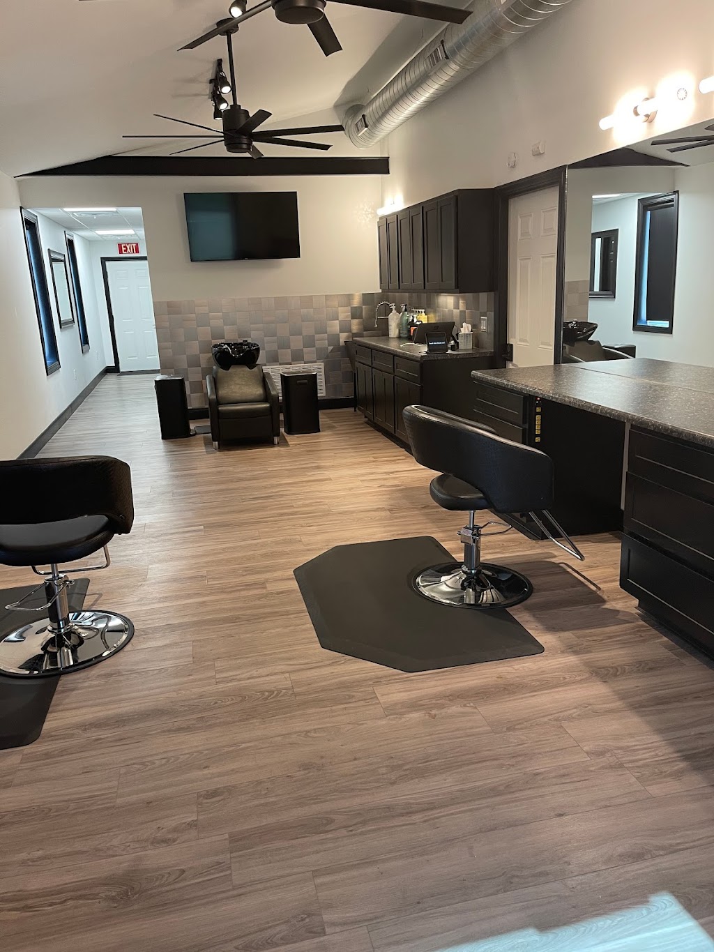 South Side Studio Beauty Salon | 106 W Stone St, DeSoto, MO 63020, USA | Phone: (636) 543-0387