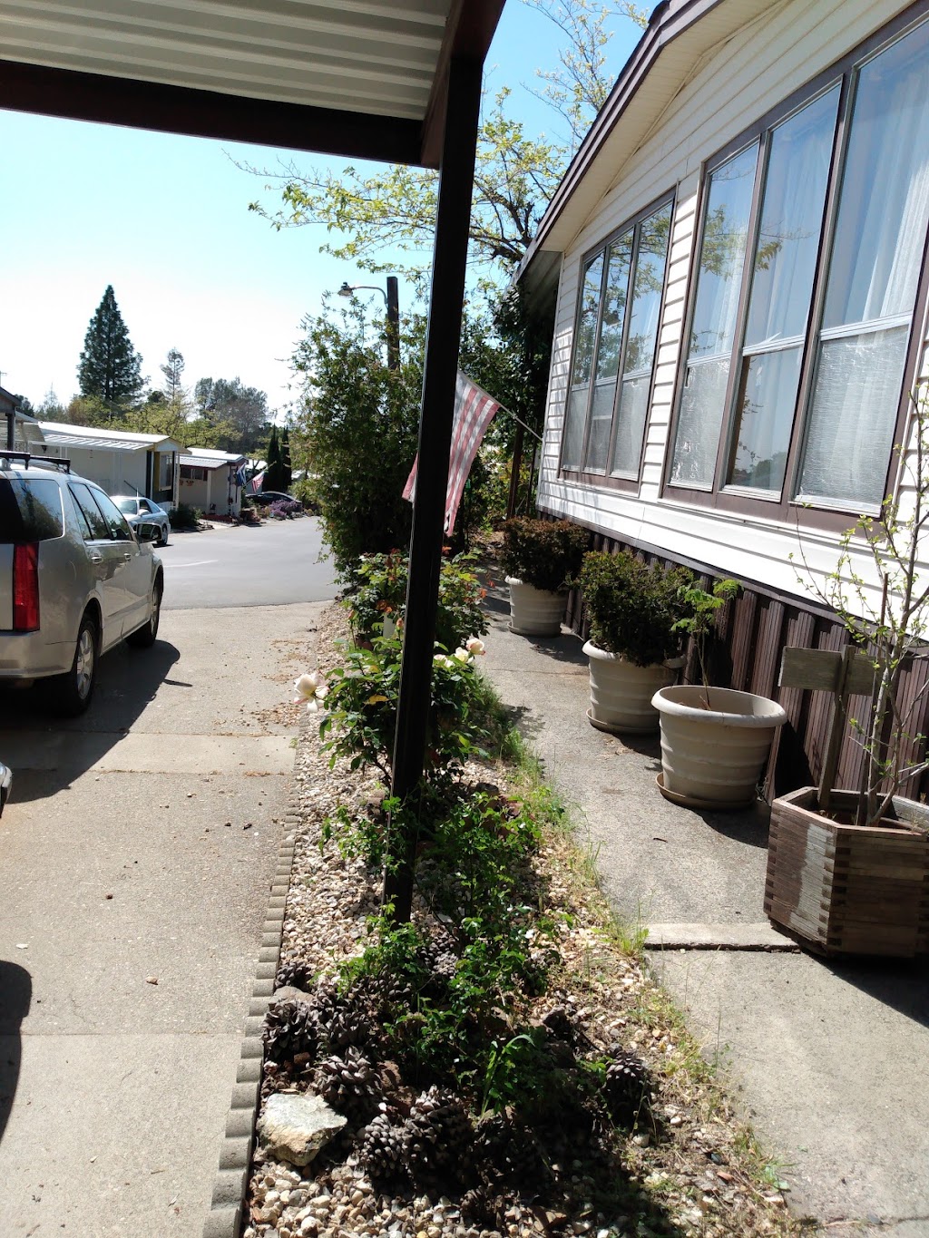 Woodside Village Mobile Home Park | 12155 Luther Rd, Auburn, CA 95603, USA | Phone: (530) 885-9301