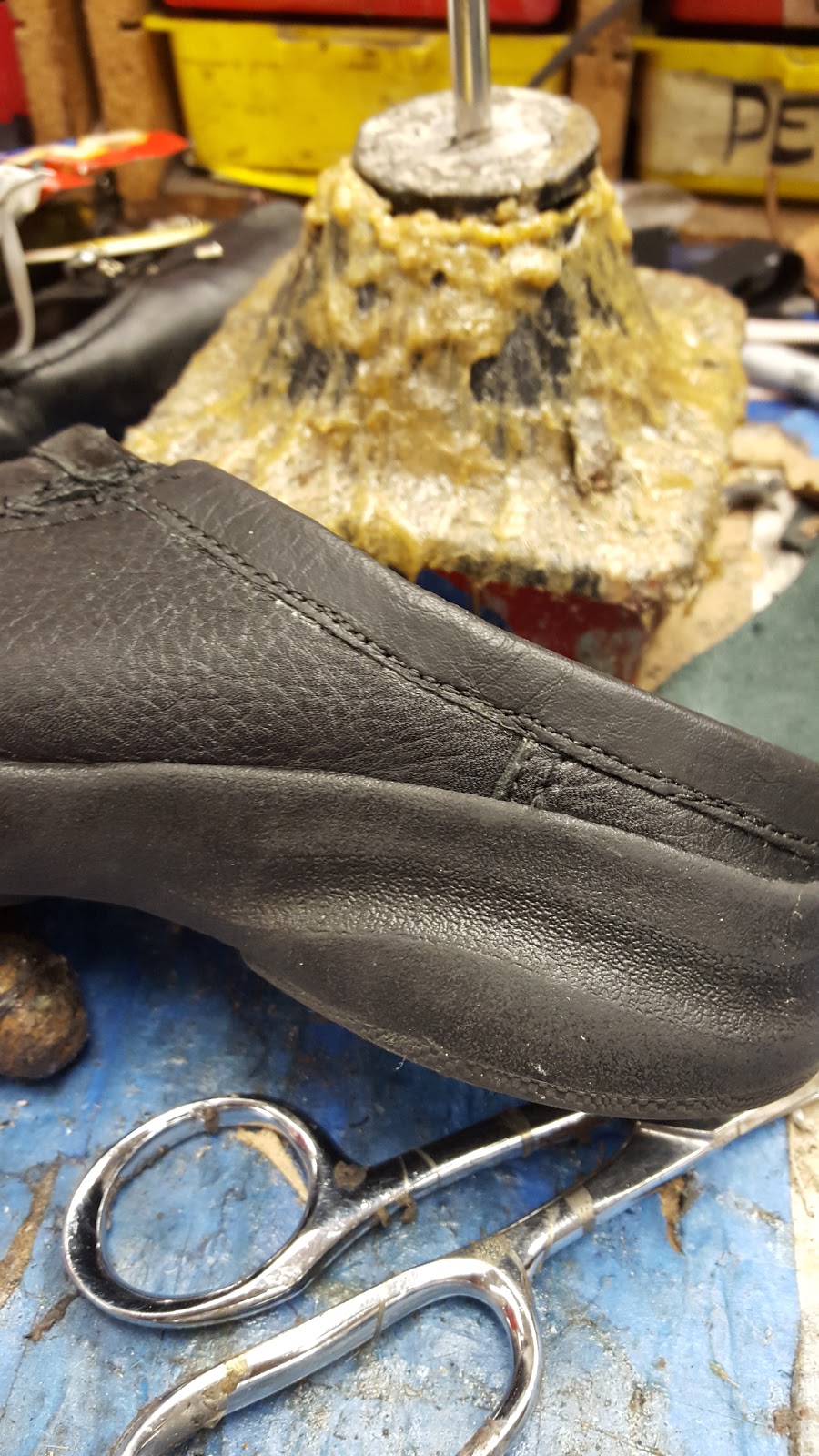 Roseville Shoe Repair | # J, 107 S Harding Blvd, Roseville, CA 95678, USA | Phone: (916) 786-3878